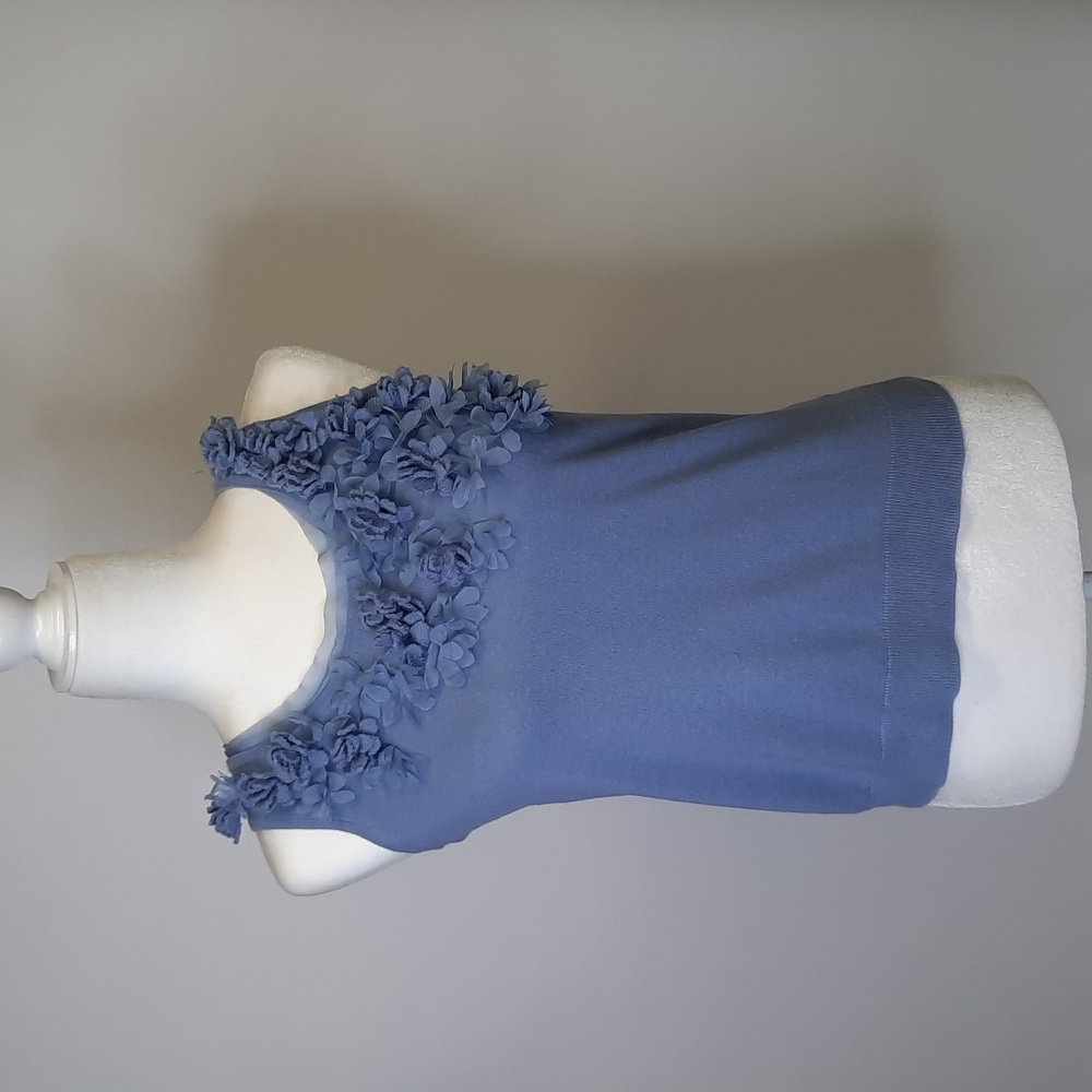 Talbots Fabric Flowered Scoop Neck Cornflower Blue Top, Size Petite P